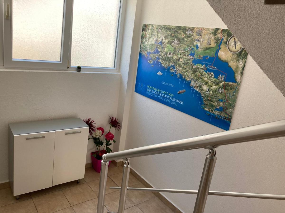 Guest House Andrea Budva Exterior photo